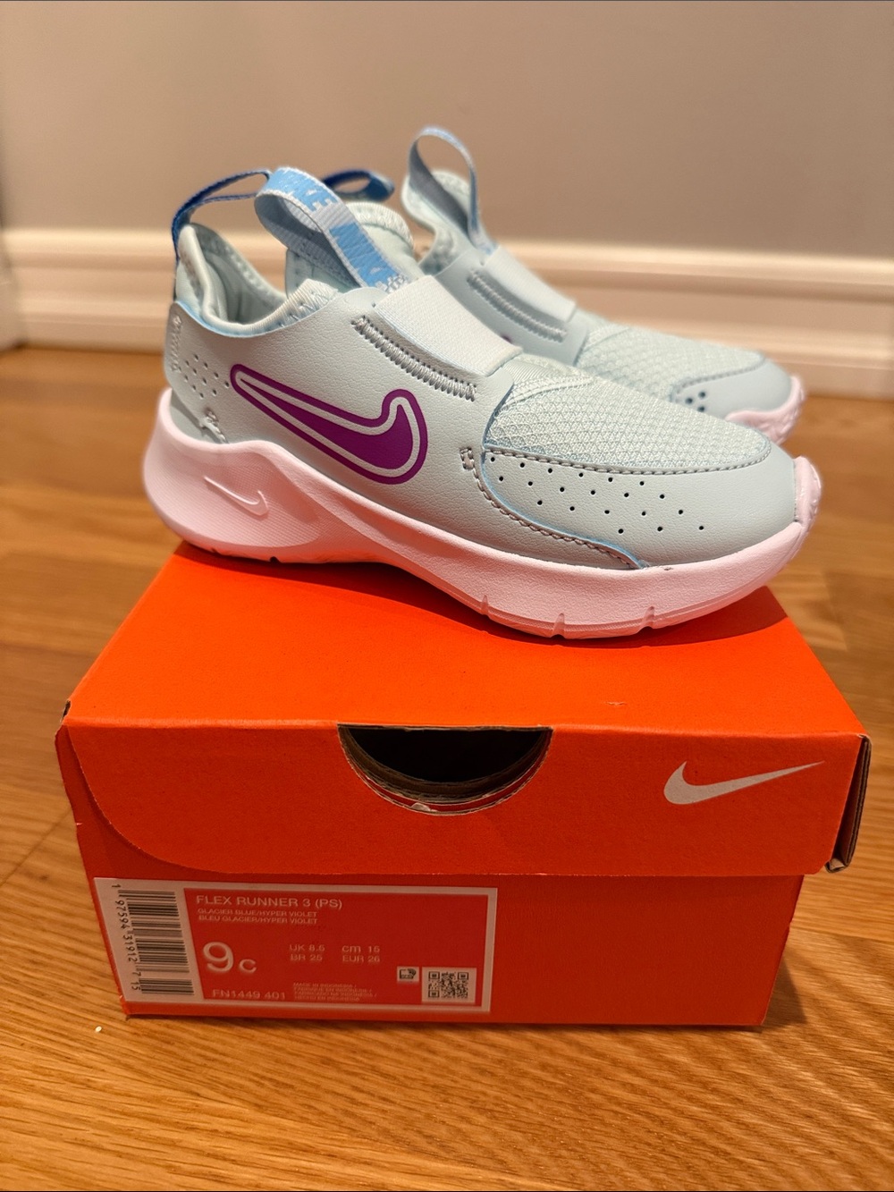 Nike Flex Runner 3 Little Kids Light Blue Slip-On Sneakers with Purple Swoosh
